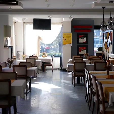 Otel La Bella 3*