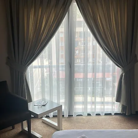 Hotel La Bella Soma
