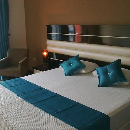 Hotel La Bella 3*